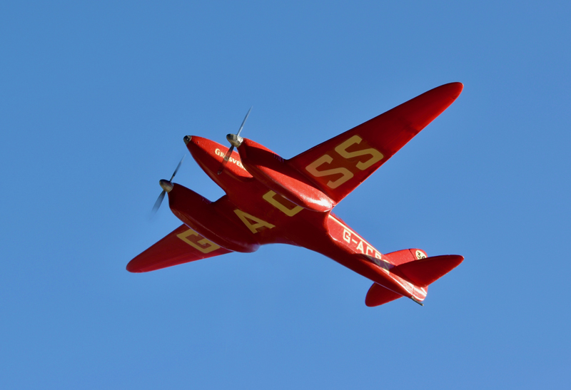 05 DH.88 Comet.jpeg
