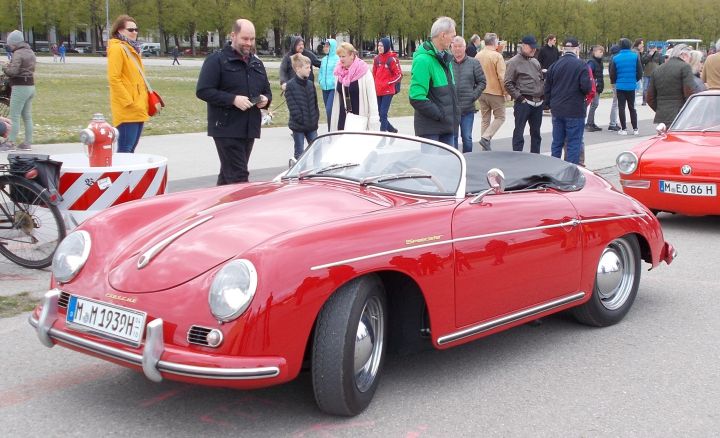 Porsche_Speedster_01d.jpg
