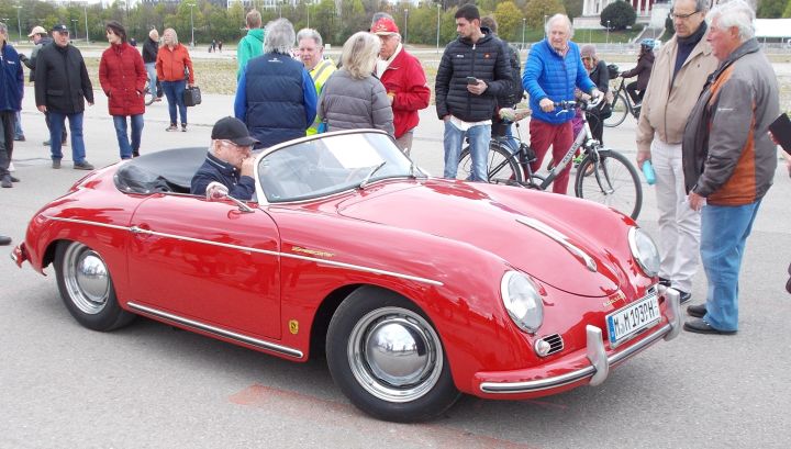 Porsche_Speedster_01h.jpg