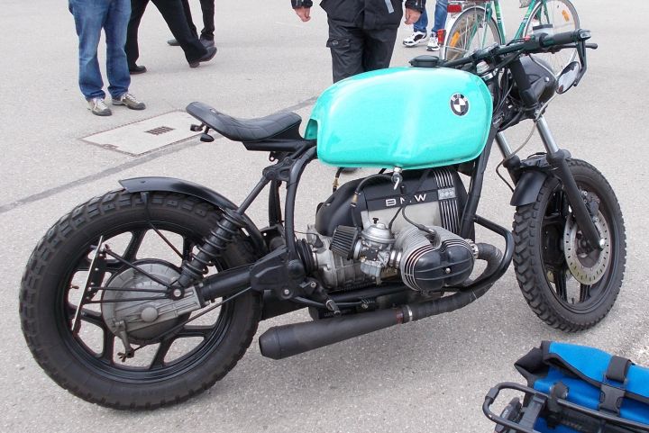 BMW_Custom_01e.jpg