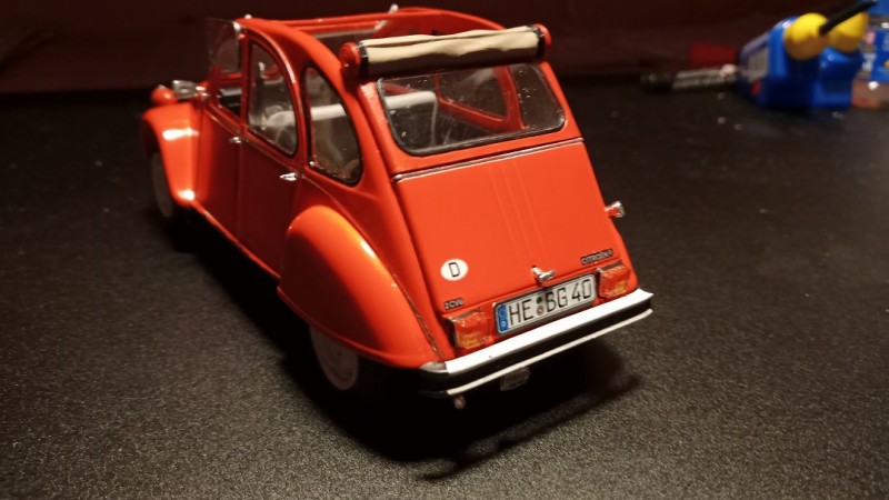 Revell 2CV 6.jpg