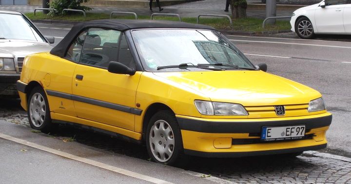 Peugeot_306_01.jpg