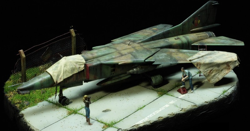 MiG-27_08