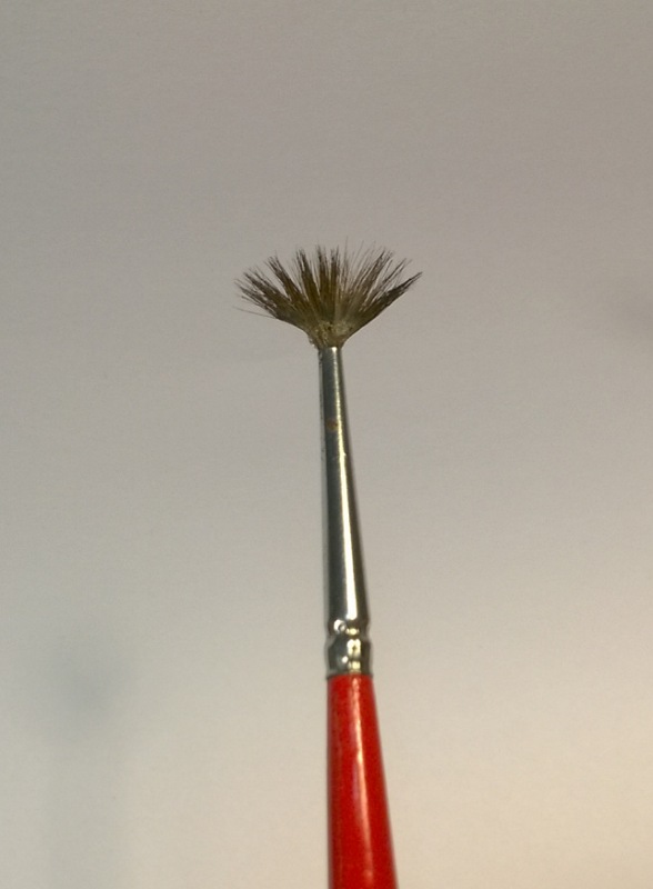 Pinsel mit Sekundenkleber breit gefächerten