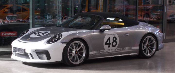 Porsche_Speedster._01a.jpg