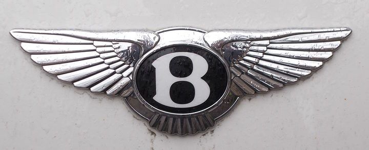 Bentley_W12_07.jpg