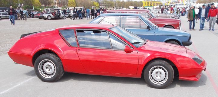 Alpine_A310_02a.jpg