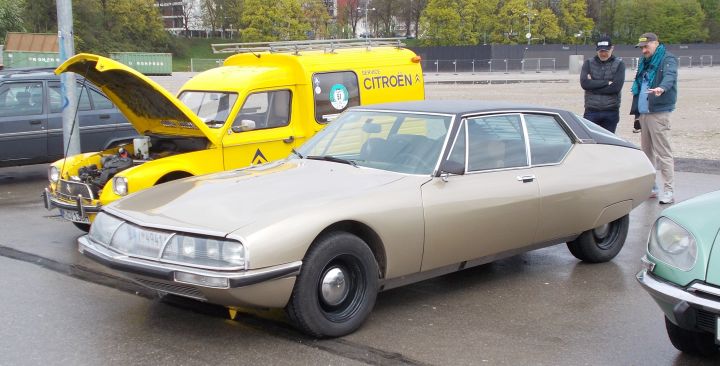 Citroen_SM_02b.jpg