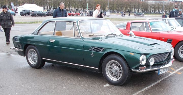 Iso_Rivolta_GT_01a.jpg