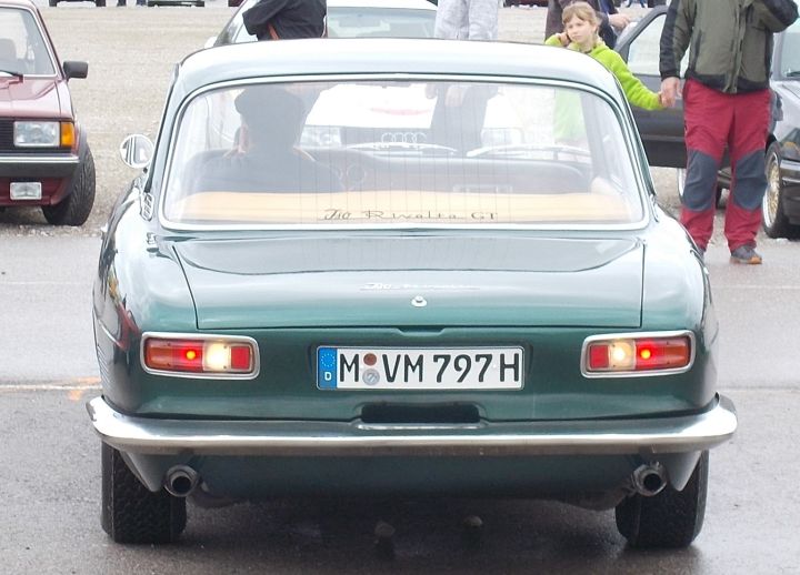 Iso_Rivolta_GT_01e.jpg