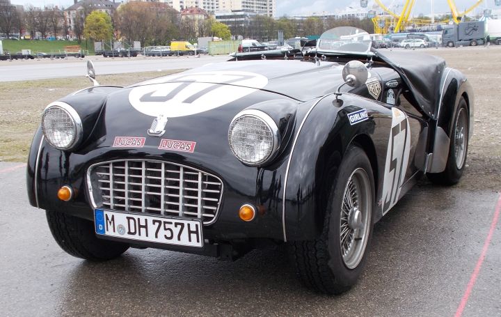 Triumph_TR3_01b.jpg