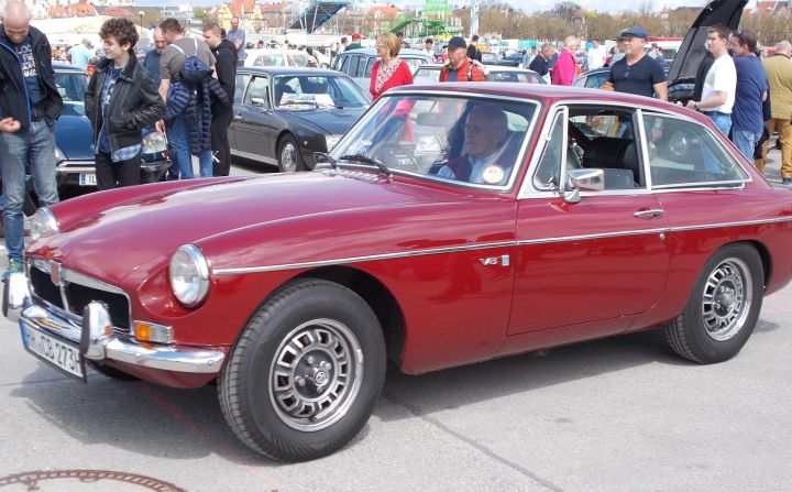 MGB_GT_03a.jpg