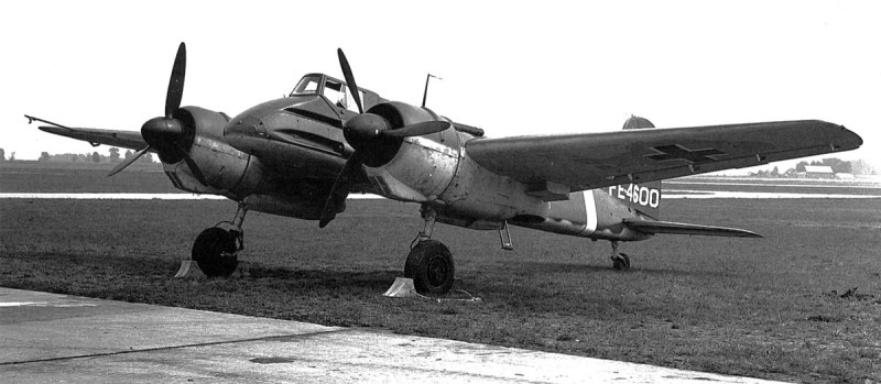 1200px-Henschel_Hs_129B.jpg