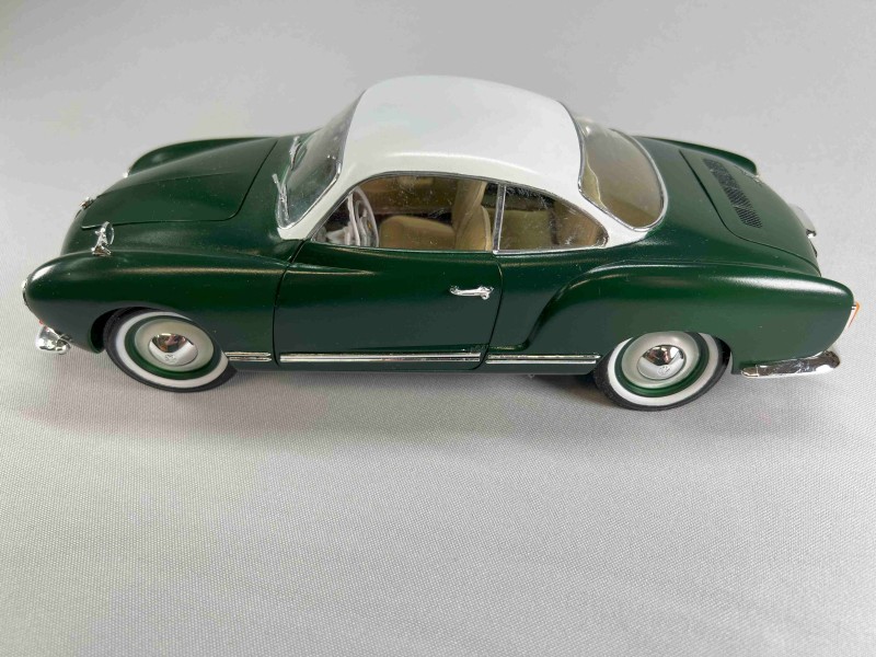 03_VW Karman Ghia_final.jpg