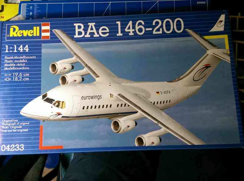 BAe 146 200 Revell 1 144 klein (1).jpg