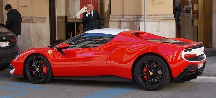 Ferrari_01b.jpg