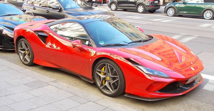 Ferrari_05b.jpg
