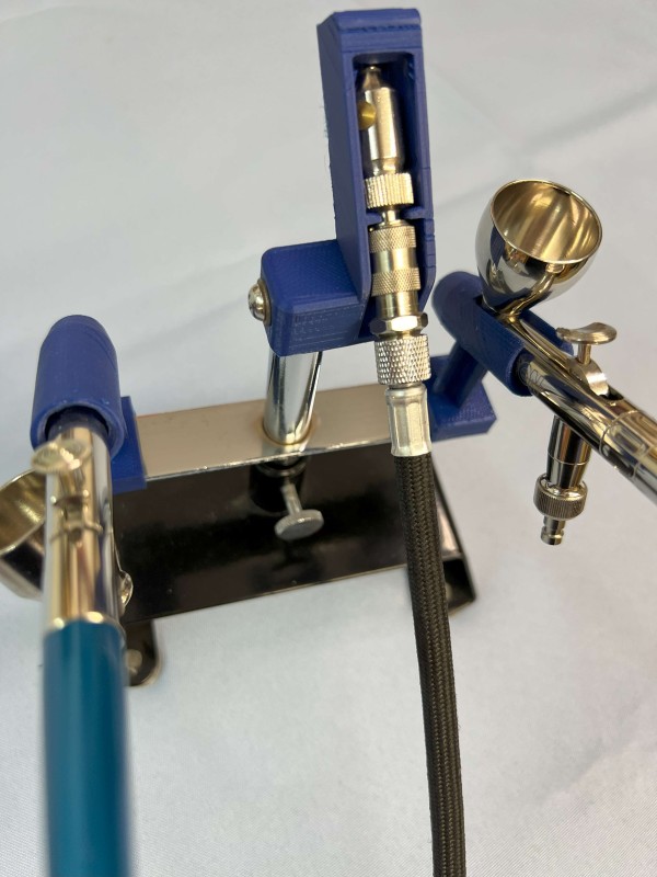 07_Airbrush_Holder.jpg