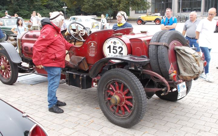 Locomobile_01e.jpg