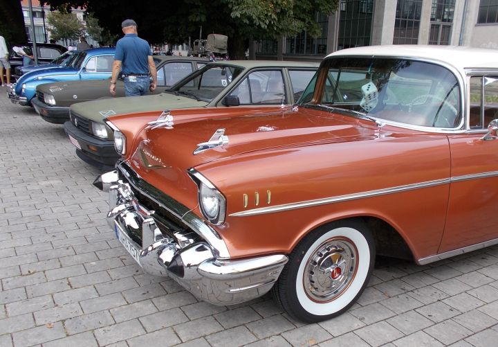 Chevrolet_03c.jpg