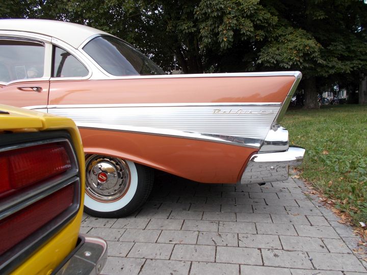 Chevrolet_03e.jpg