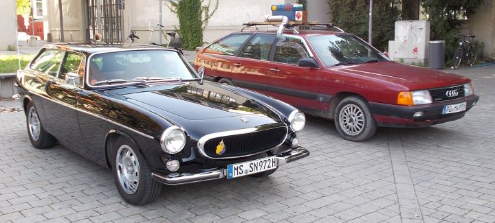 Volvo_P1800ES_02d.jpg