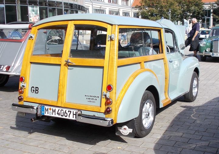 Morris_Minor_1000_05e.jpg