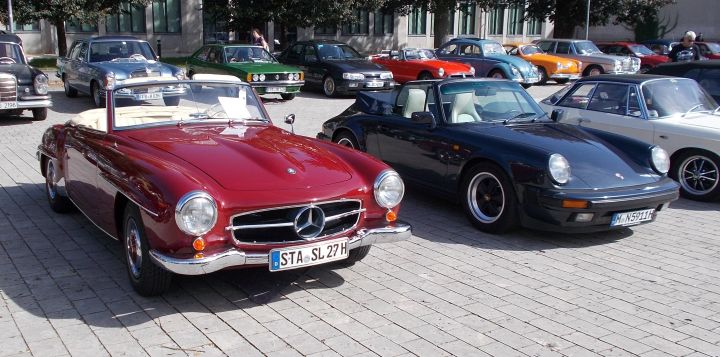 Mercedes_190SL_01e.jpg