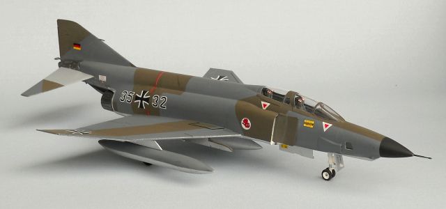 RF-4E.jpg
