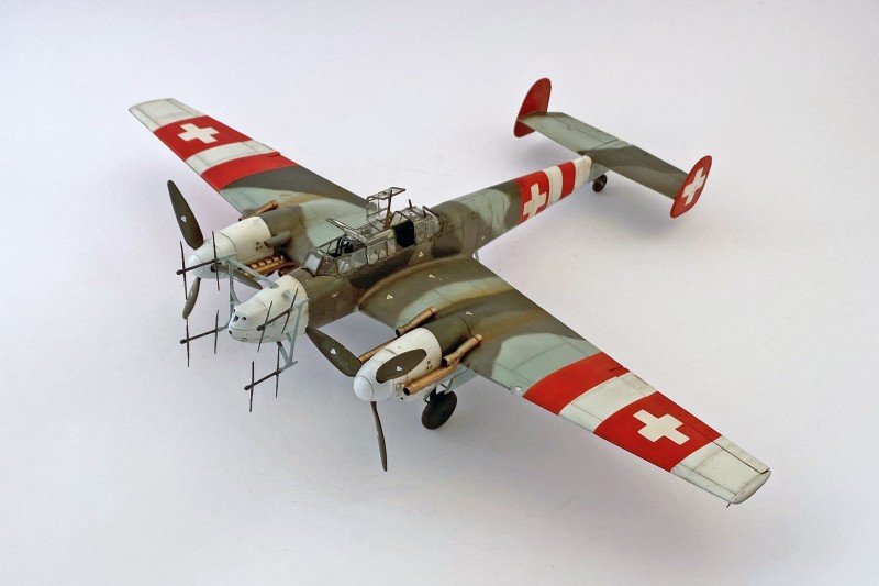 Bf-110 Vorne links oben.jpg