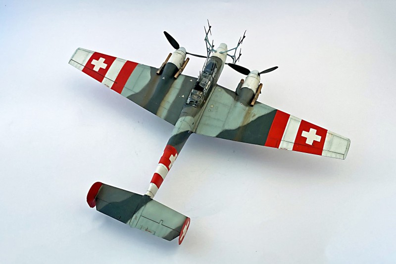 Bf-110 Hinten oben links.jpg