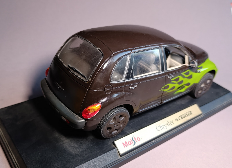 chrysler-pt-cruiser--2.jpg