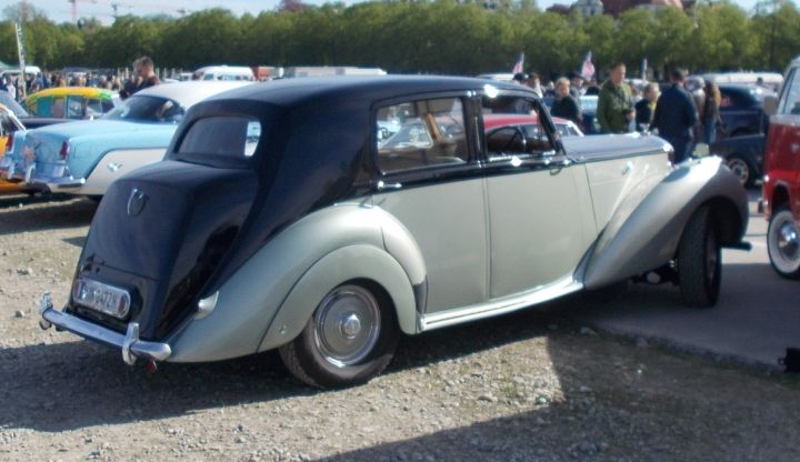 Bentley_04a.jpg