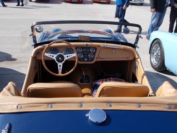 Triumph_TR3_02b.jpg