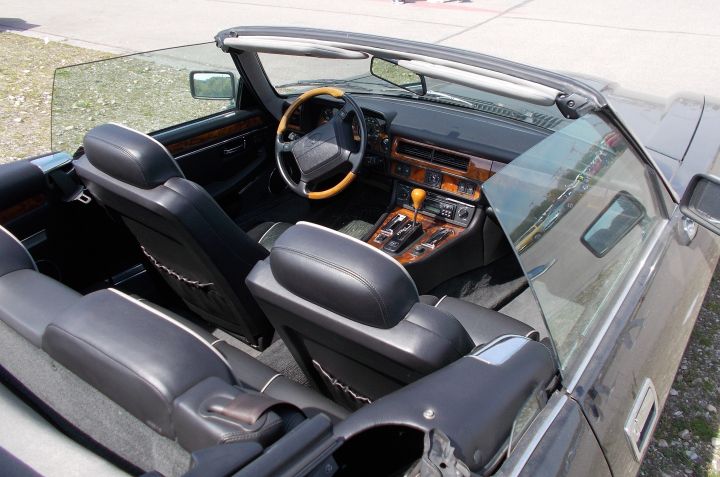 Jaguar_XJS_05b.jpg