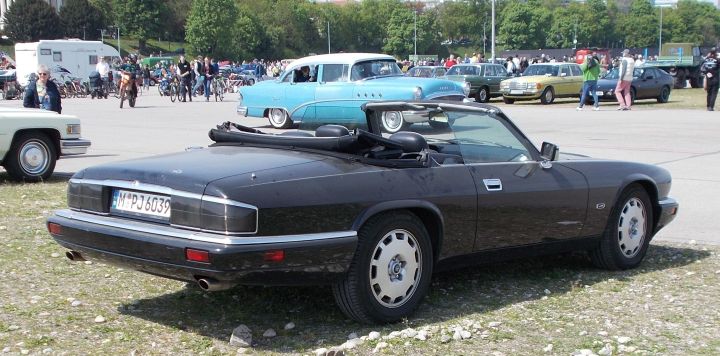 Jaguar_XJS_05c.jpg