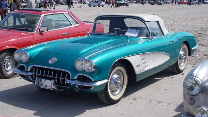 Corvette_20b.jpg