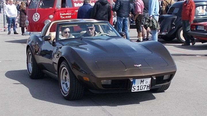 Corvette_25.jpg