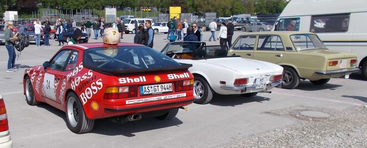 Porsche_944_01b.jpg