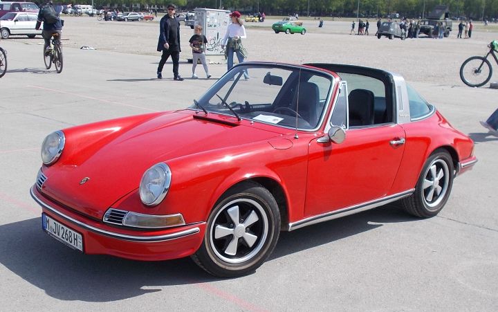 Porsche_911T_01c.jpg