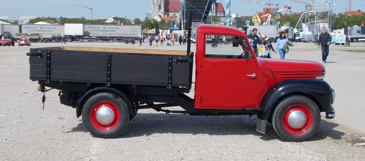 Truck_01b.jpg