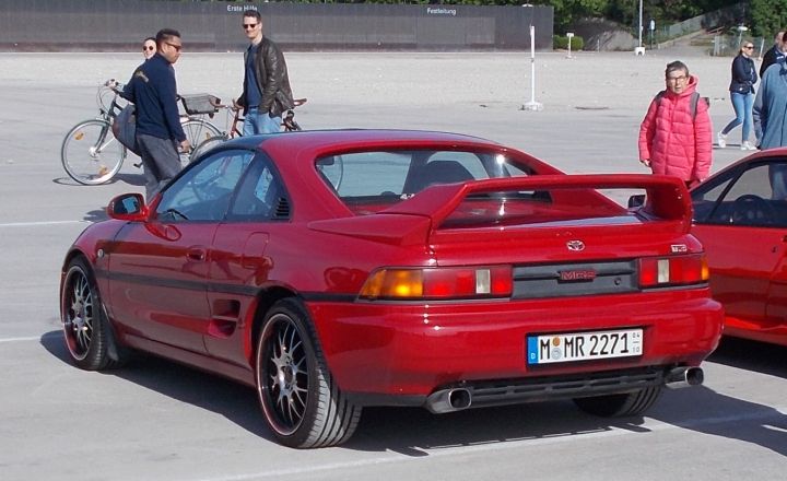 Toyota_MR2_01a.jpg