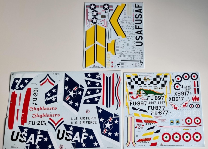 Decals Italeri.jpg