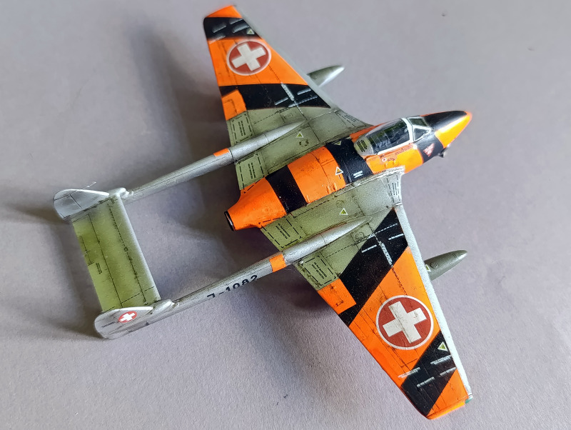 de-havilland-dh100-vampire-fb6-special-hobby-7.jpg