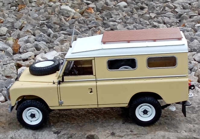 land rover 06.jpg