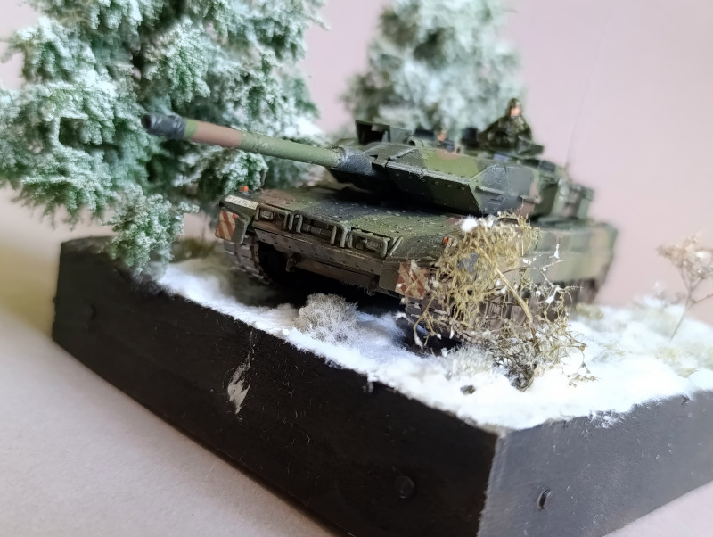 leopard-2a7v-revell-5.jpg