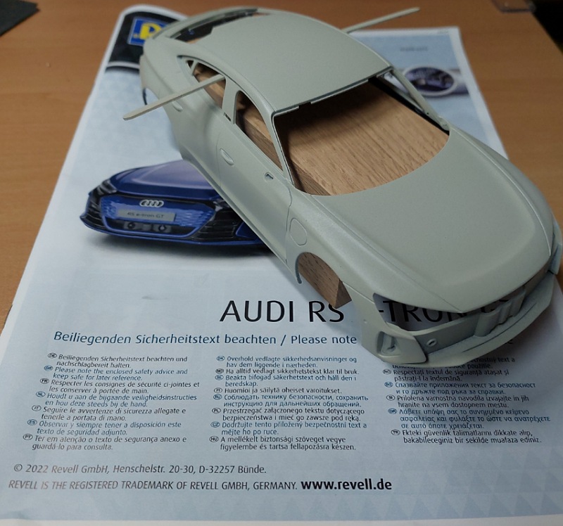 Etron Filler aus der Spraydose