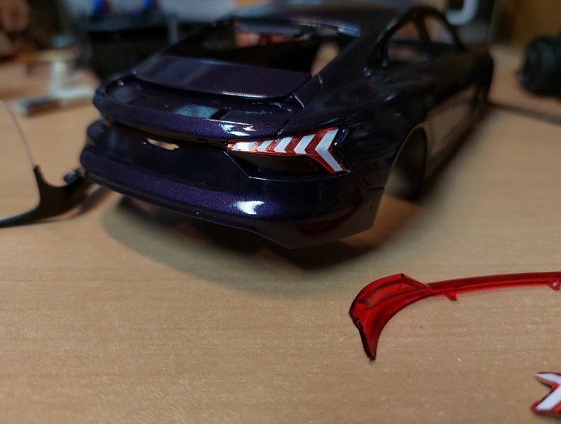 Vorbereitung Rückleuchten mit Sticker