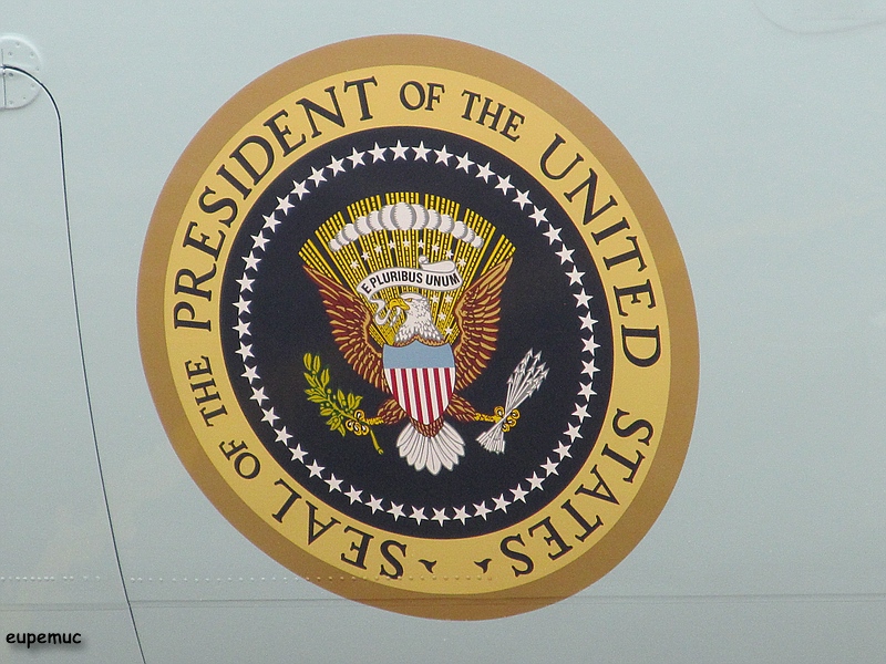 zz_28000 - VC-25A - Air Force One_05.jpg