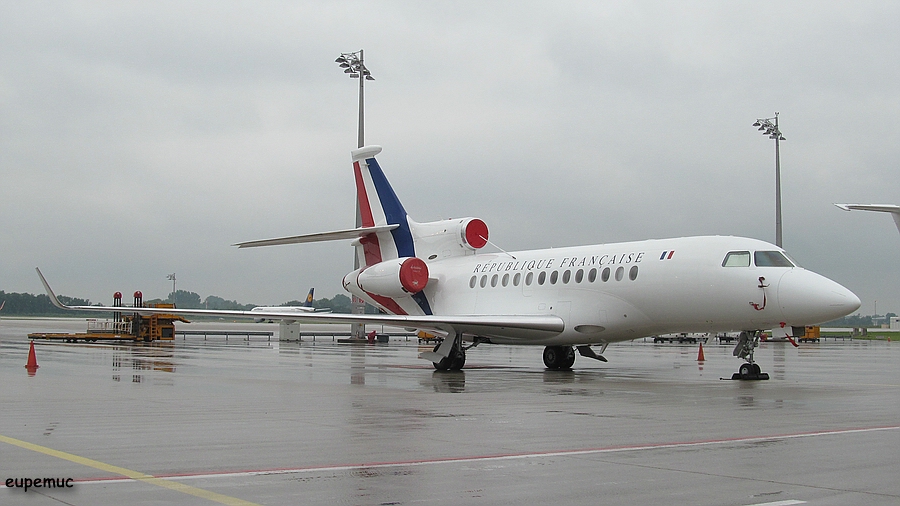 zz_Republique Francaise - Falcon 7X.jpg